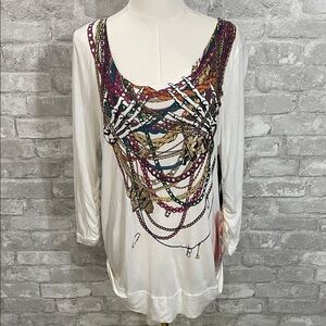AKDMKS Chains White Graphic Top